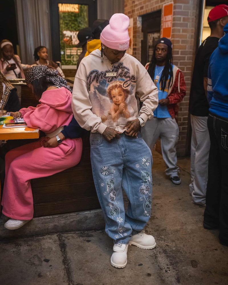 FLORAL LIGHTWASH EMBROIDERED DENIM JEANS