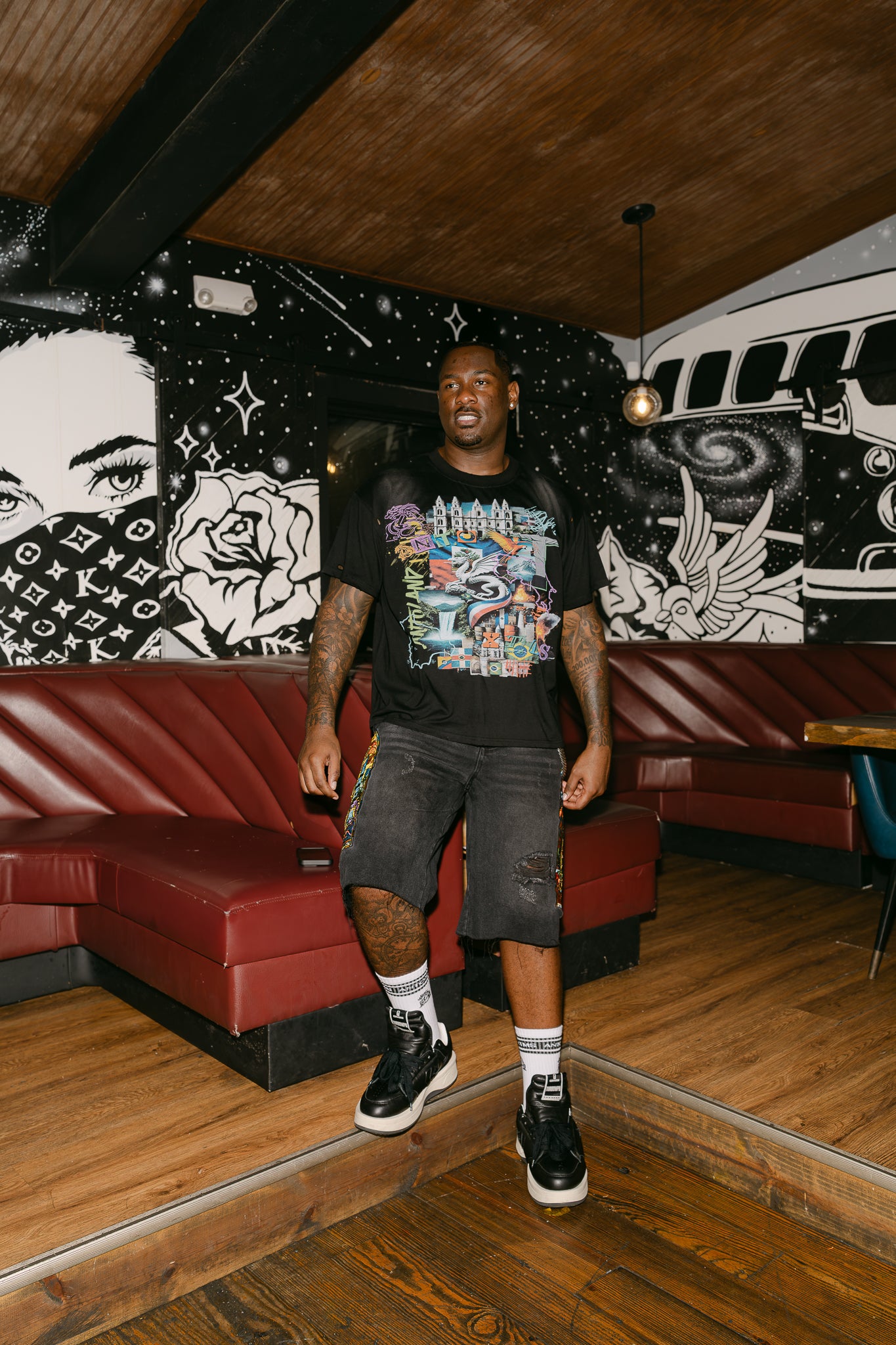 'Antoworld Collage' S/S Vintage Cut Shirt - BLK