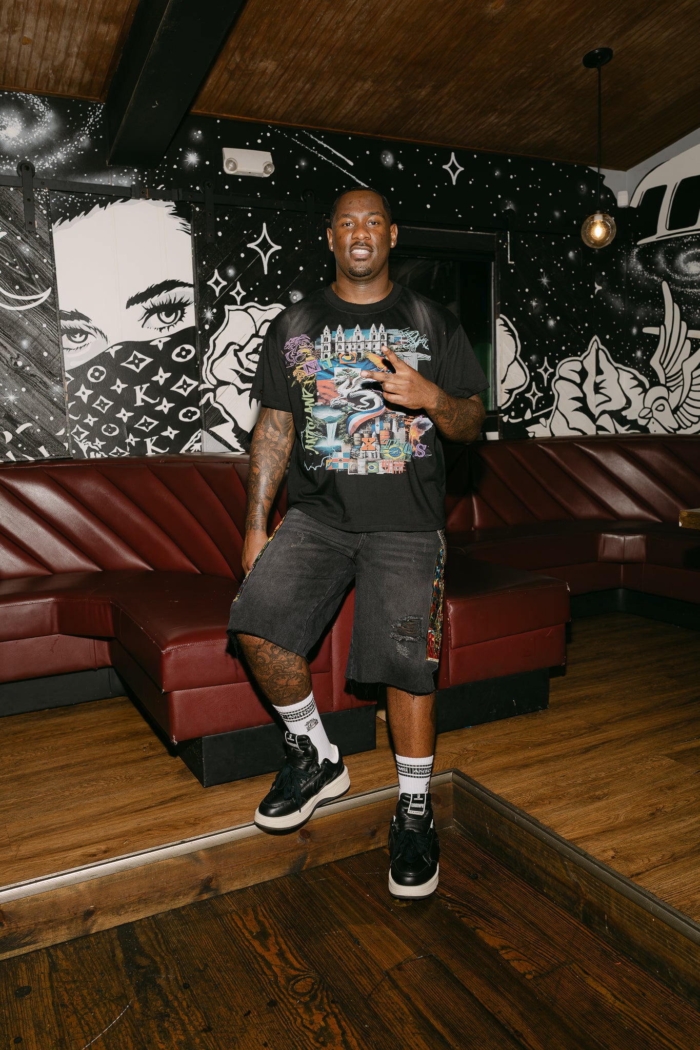 'Antoworld Collage' S/S Vintage Cut Shirt - BLK