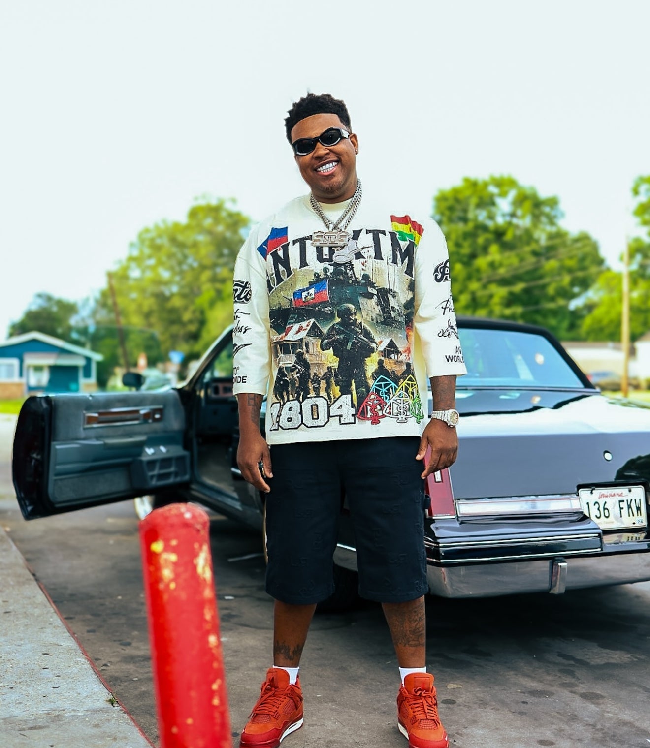 'FREEDOM' DROP SHOULDER CROPPED TEE - CREAM