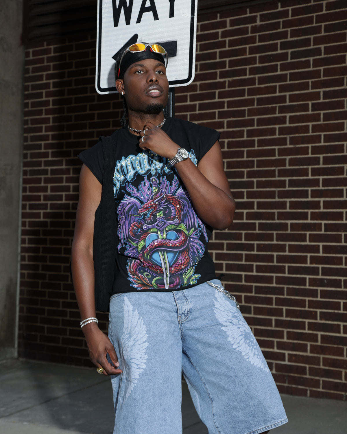 Rhinestone 'Anto 1975' Sleeveless Shirt - BLACK